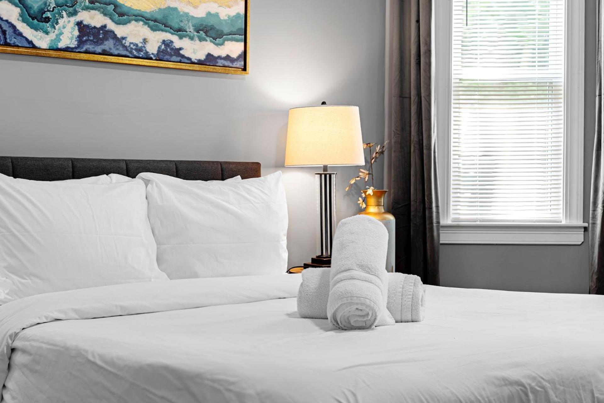 Spacious Apartments Near Ashmont - Evonify Stays Boston Zewnętrze zdjęcie